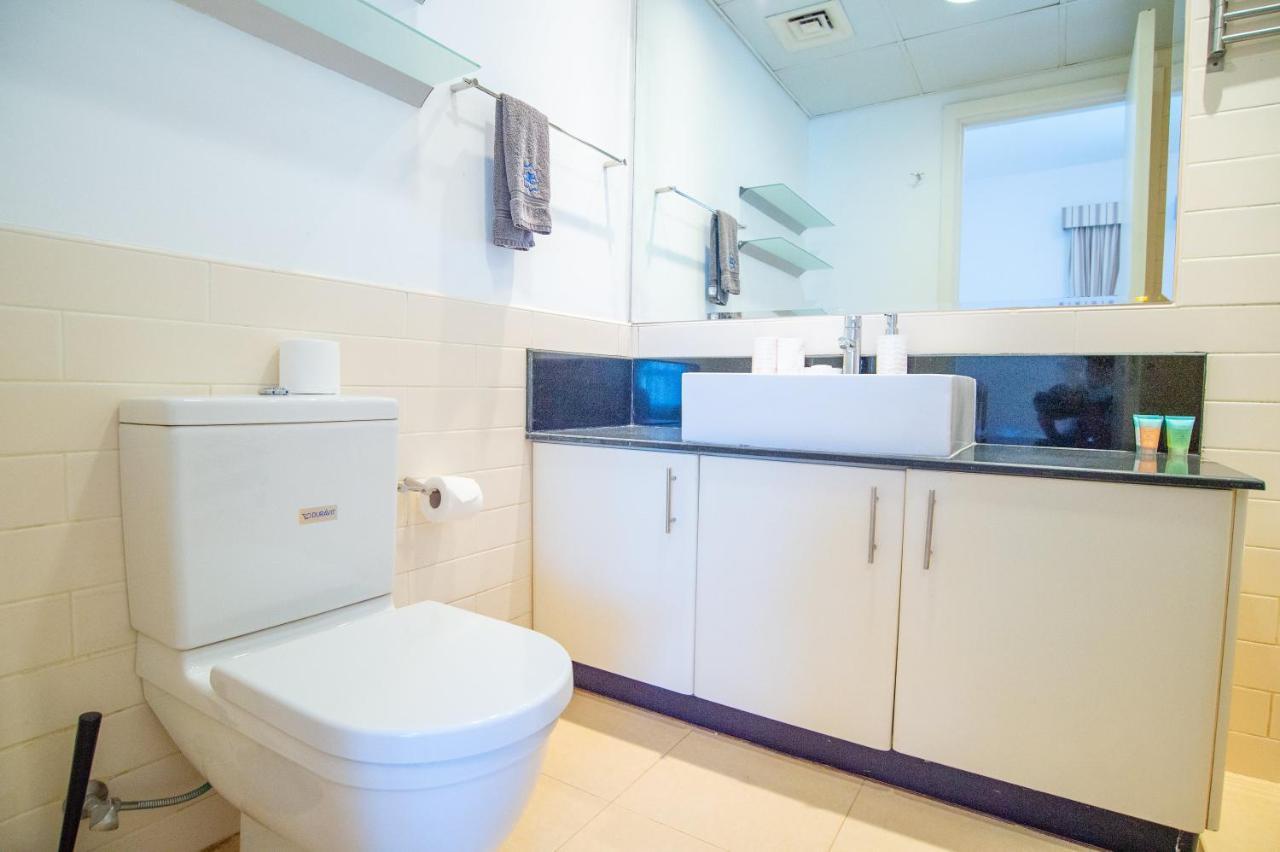 Luxury Escapes - Spacious 2Br Apt In The Heart Of Dubai Marina- Yacht Bay Экстерьер фото